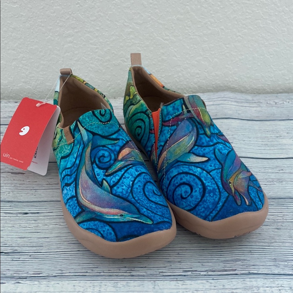 UIN Porpoise Toledo Women's Blue Dolphin Slip-On Shoes